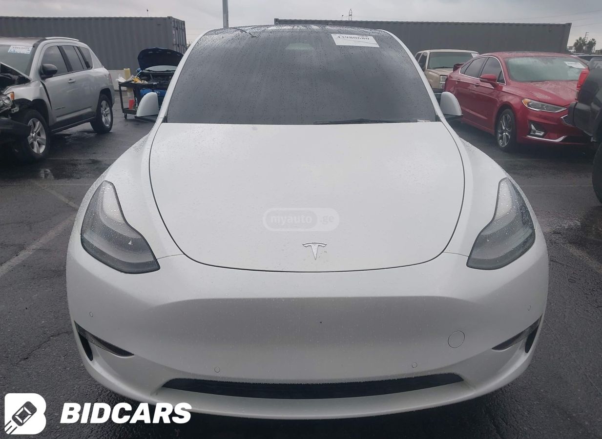 Tesla 2022 Tesla Model Y, Performanc — миниатюра 13