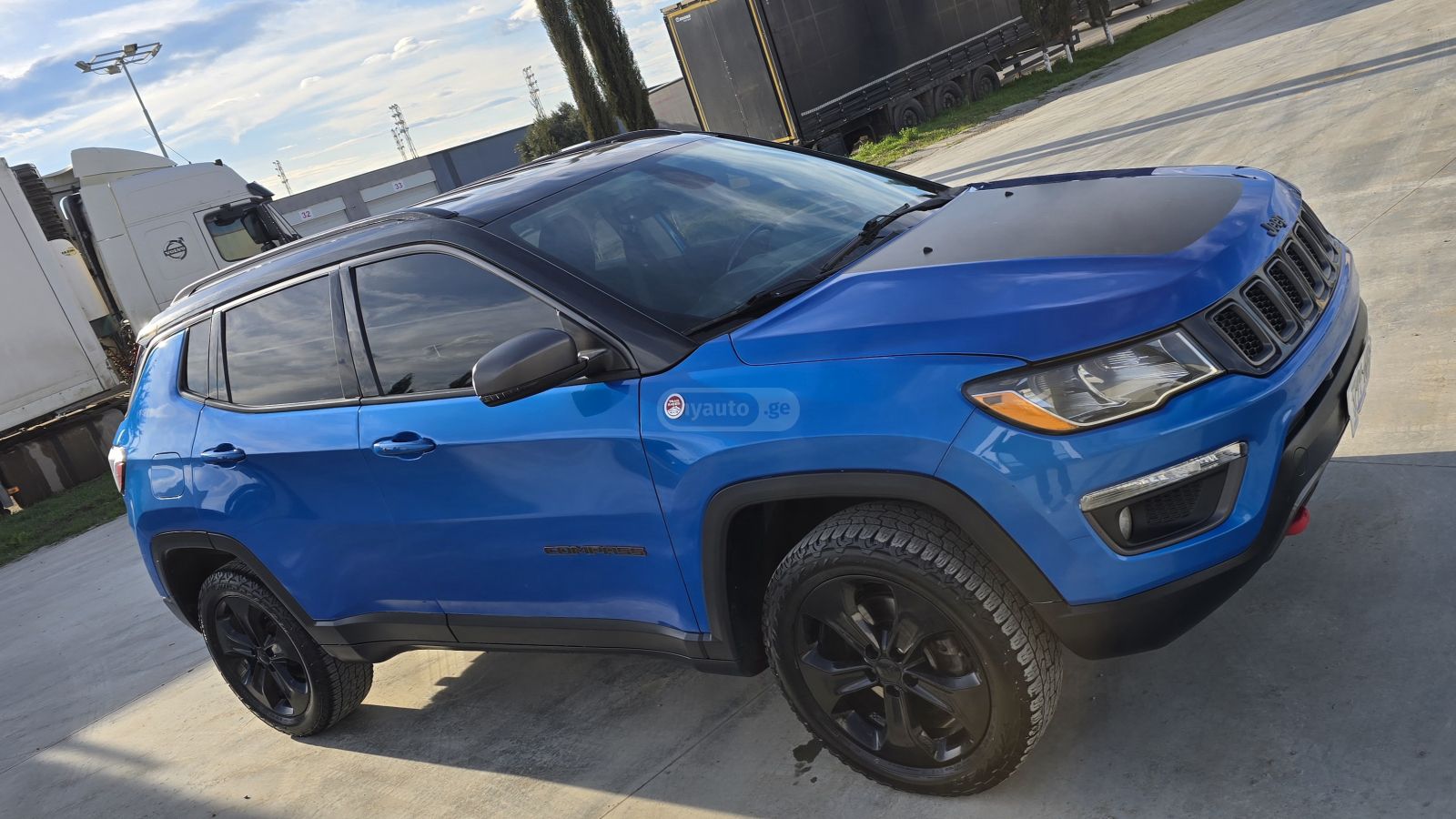 Jeep Compass - фото 8