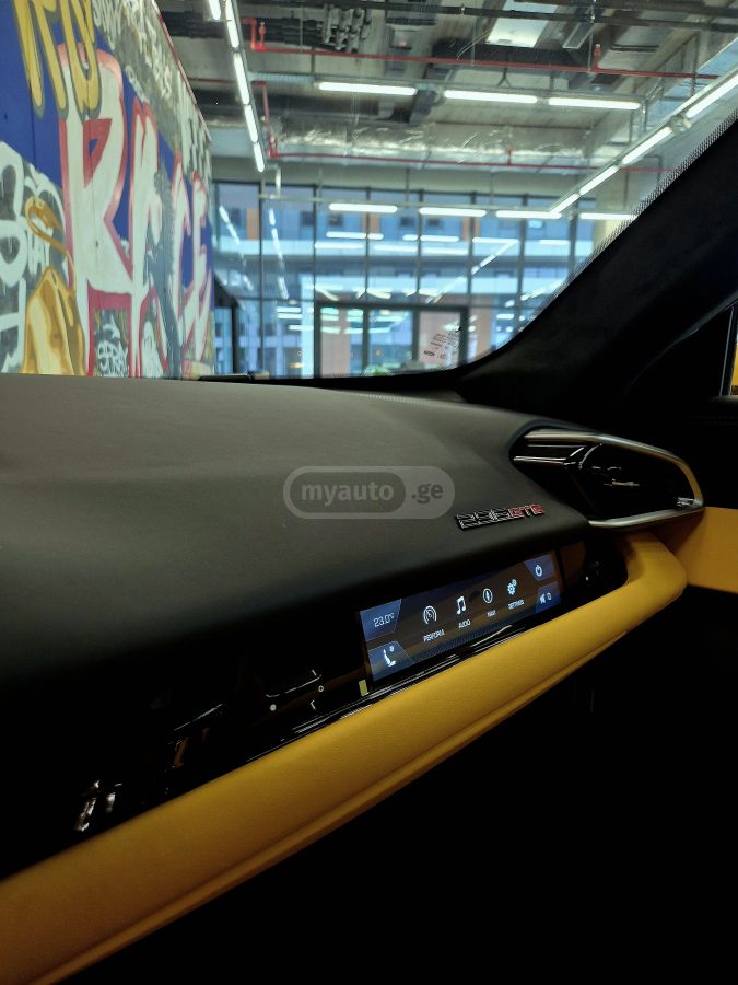 Ferrari 296 GTB 