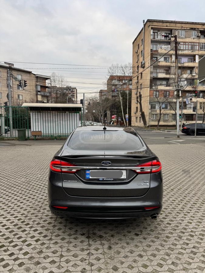 Ford Fusion - фото 5