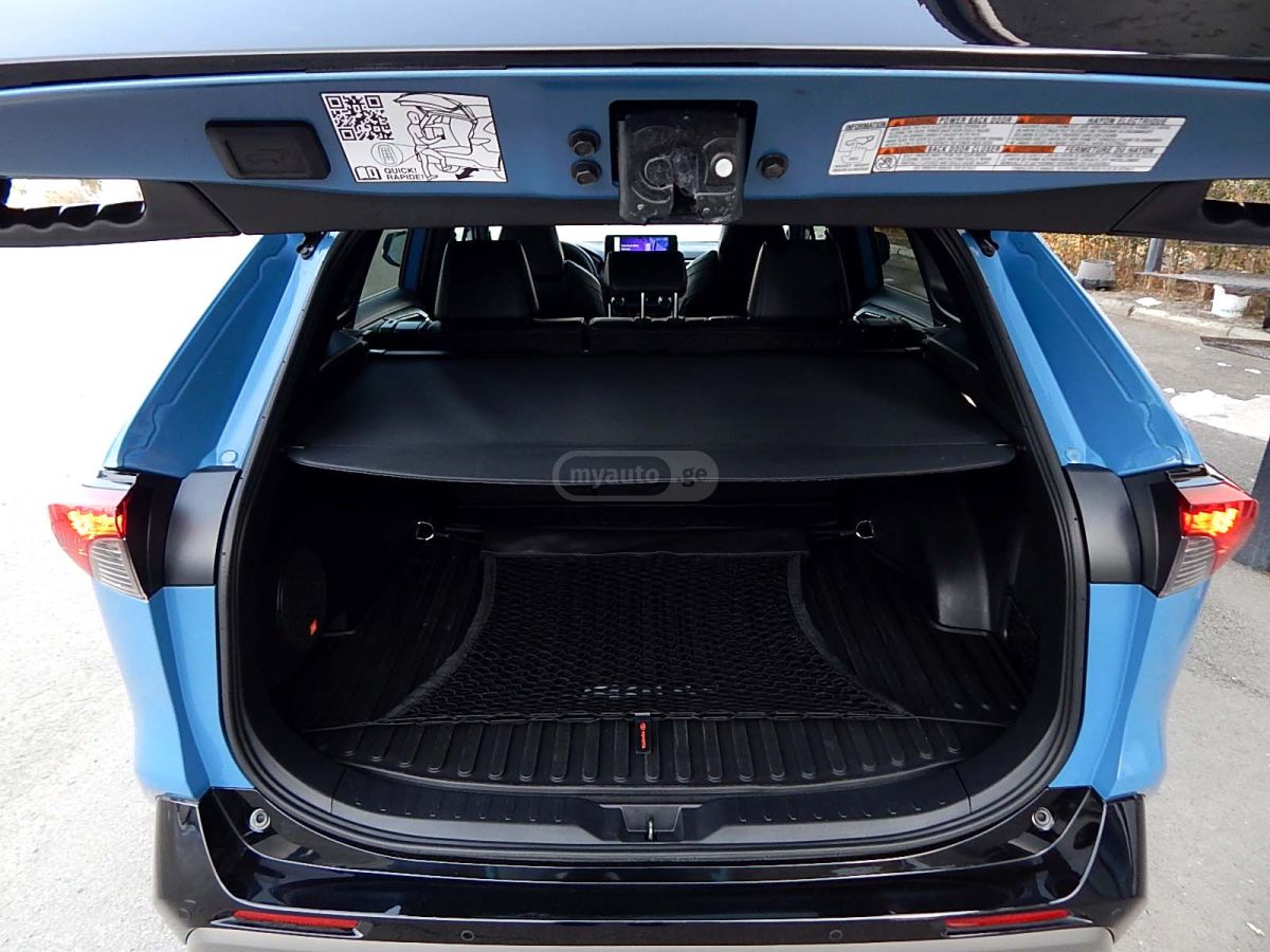 Toyota RAV 4 - фото 11