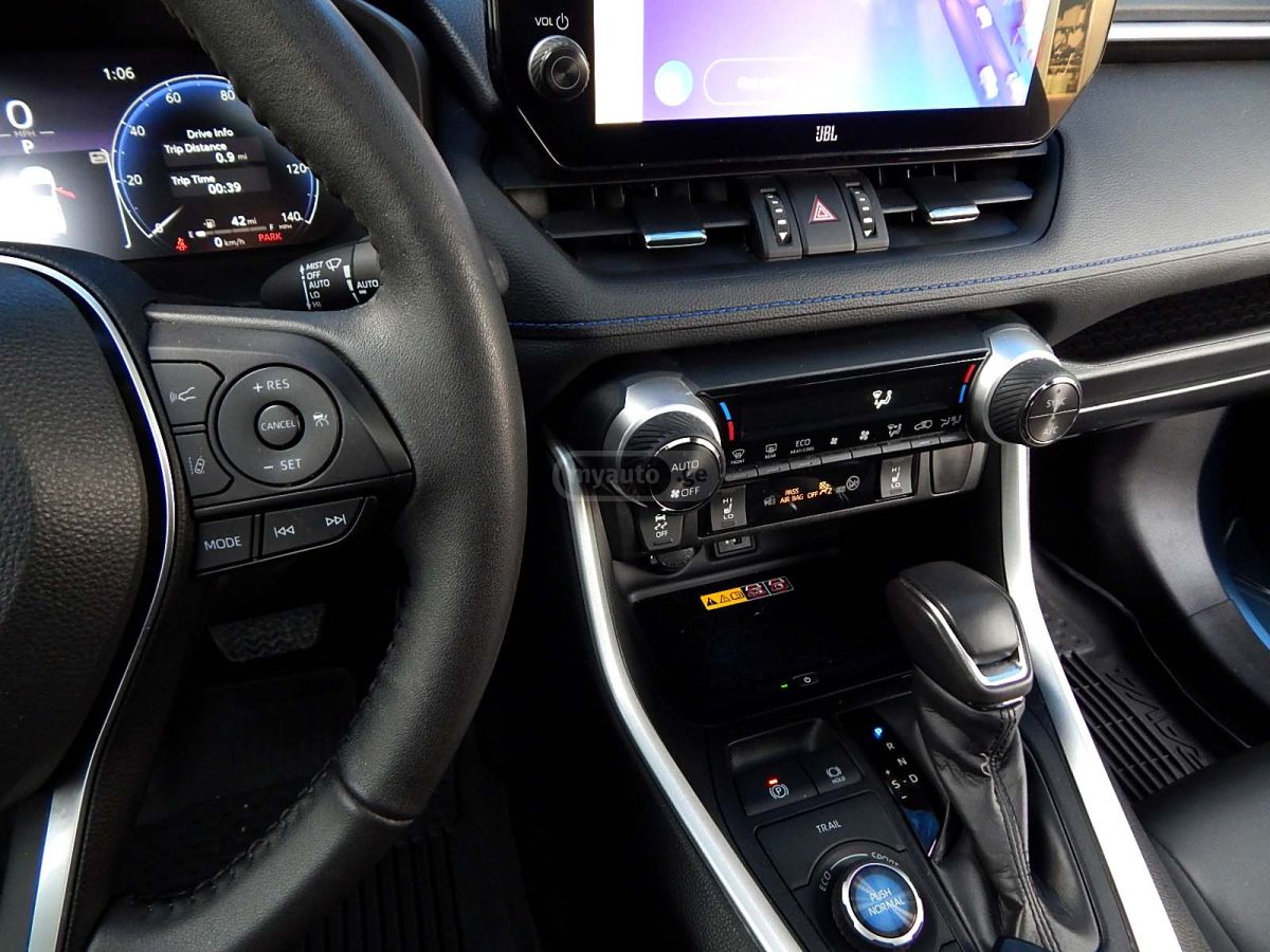 Toyota RAV 4 - фото 13