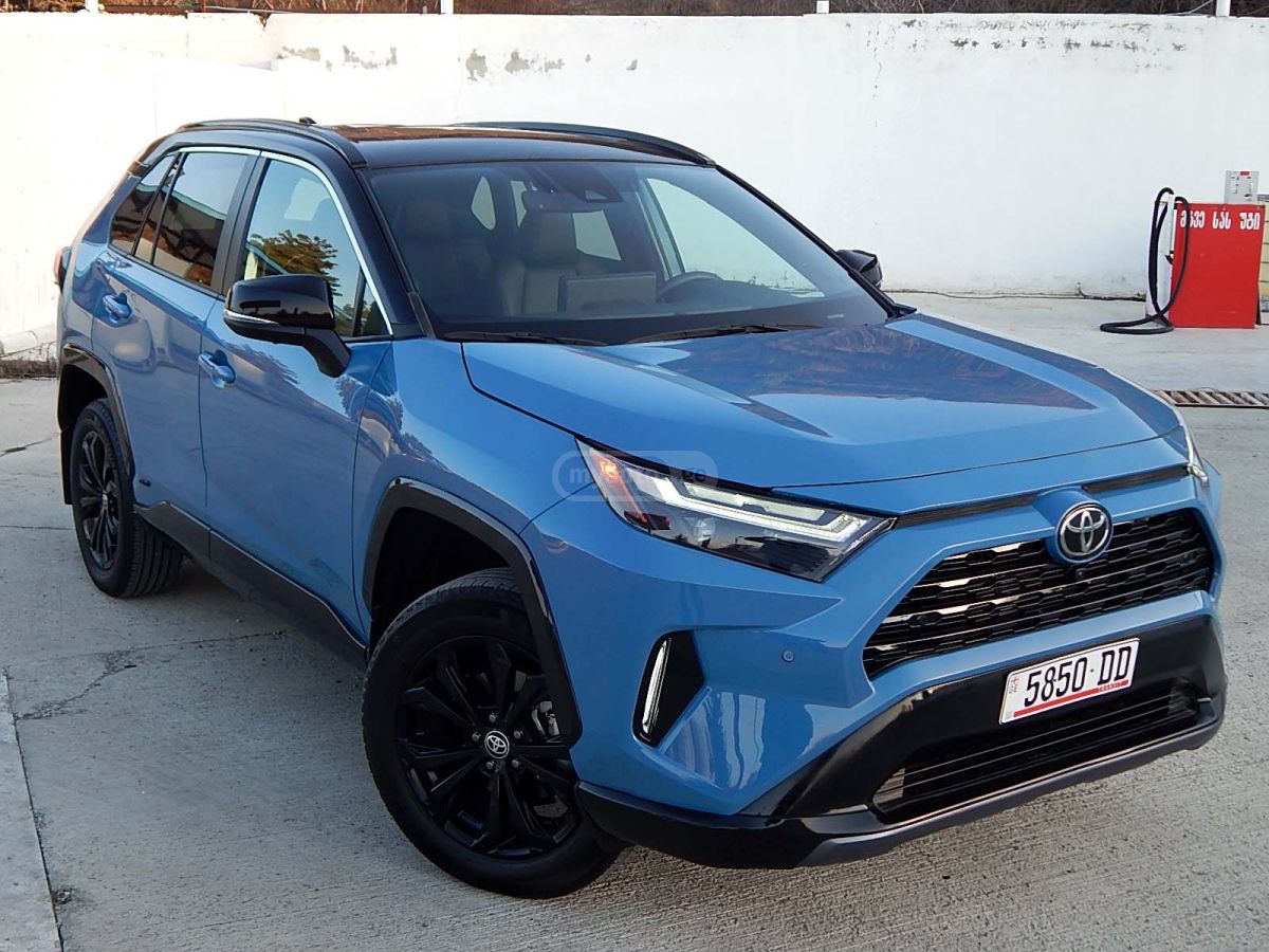 Toyota RAV 4 - фото 7