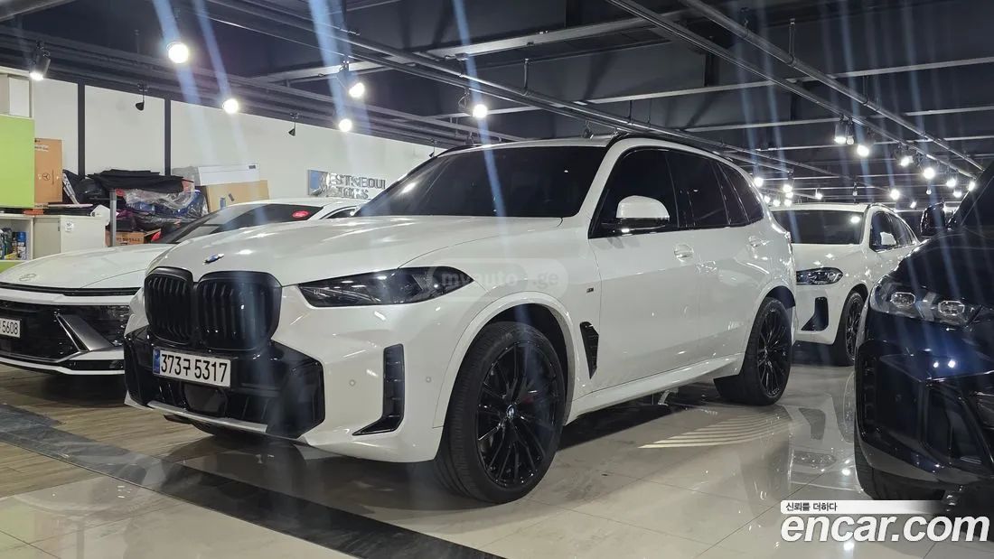 BMW X5 M 2025 — миниатюра 2