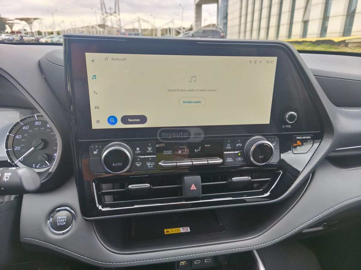 Toyota XLE 4dr All-Wheel Drive Automa — миниатюра 12