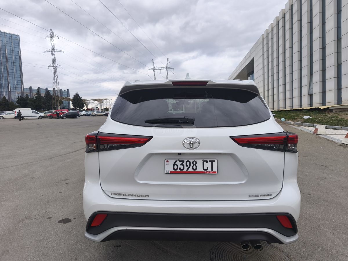 Toyota XLE 4dr All-Wheel Drive Automa — миниатюра 5