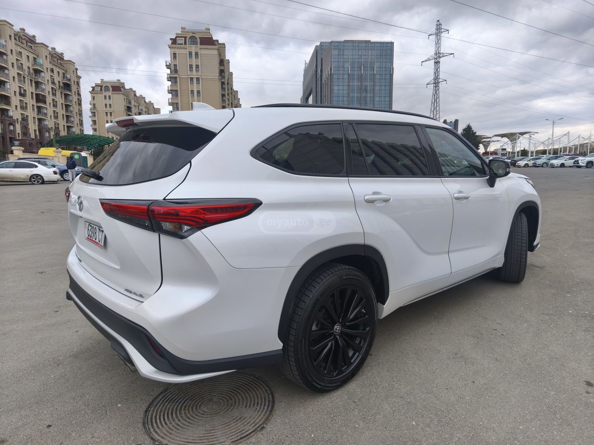 Toyota XLE 4dr All-Wheel Drive Automa — миниатюра 6