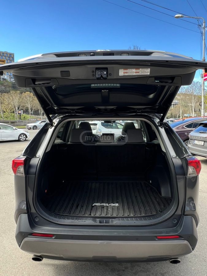 Toyota RAV 4 - фото 12