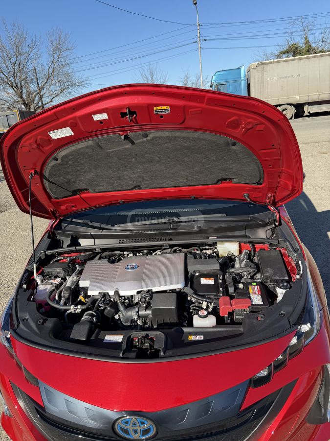 Toyota Prius Prime - фото 12