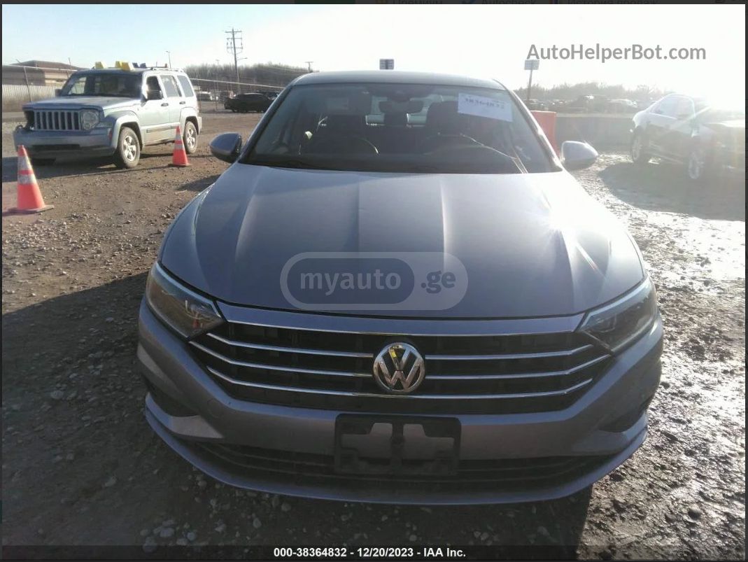 Volkswagen Jetta - фото 1