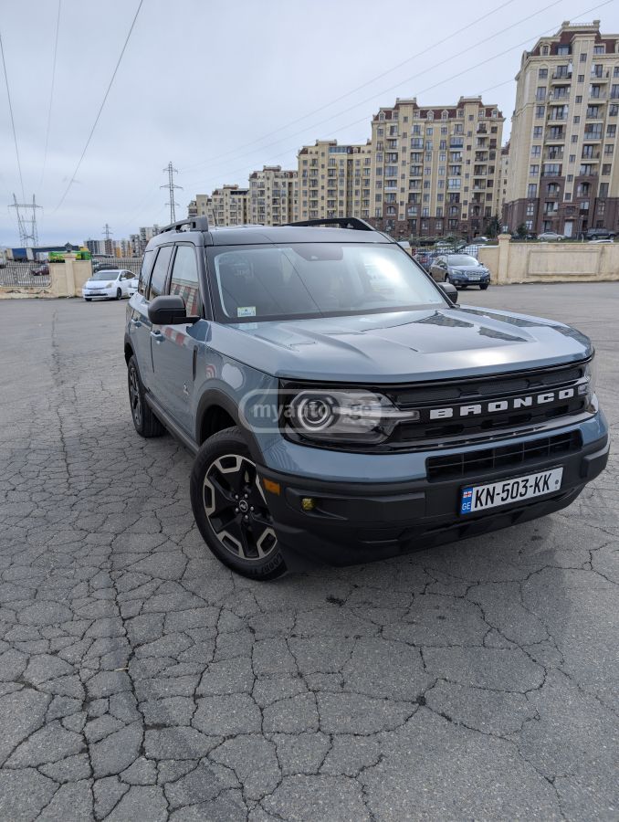 Ford Outer Banks 4dr 4x4 Automatic — миниатюра 9