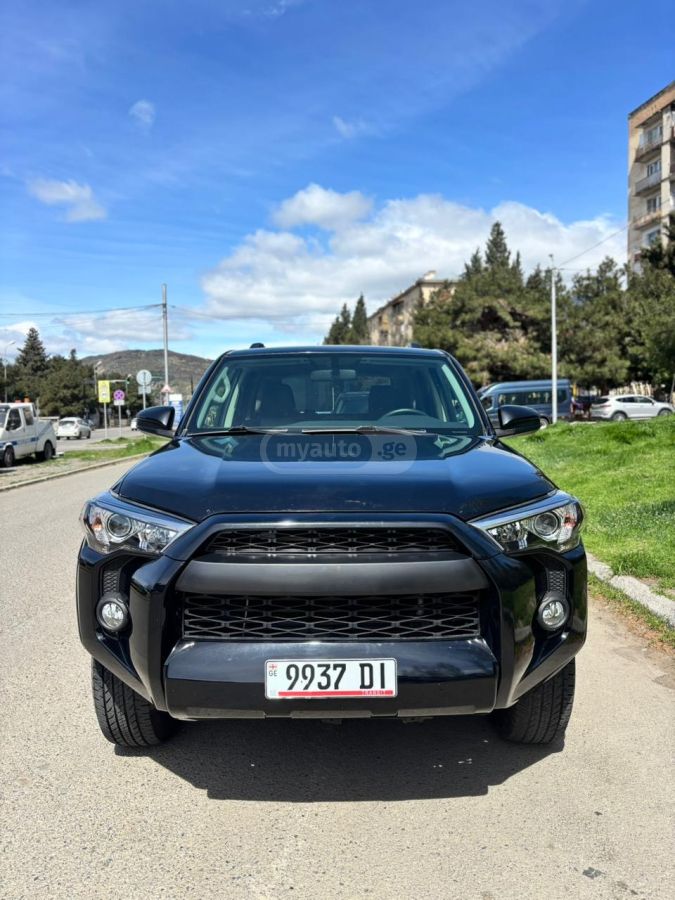 Toyota 4 Runner - фото 4