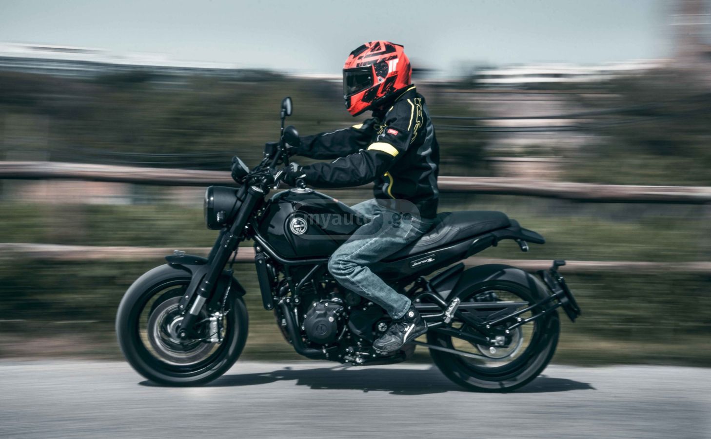 Benelli Leoncino 500 