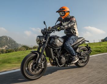 Benelli Leoncino 500 