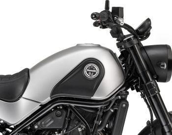 Benelli Leoncino 500 