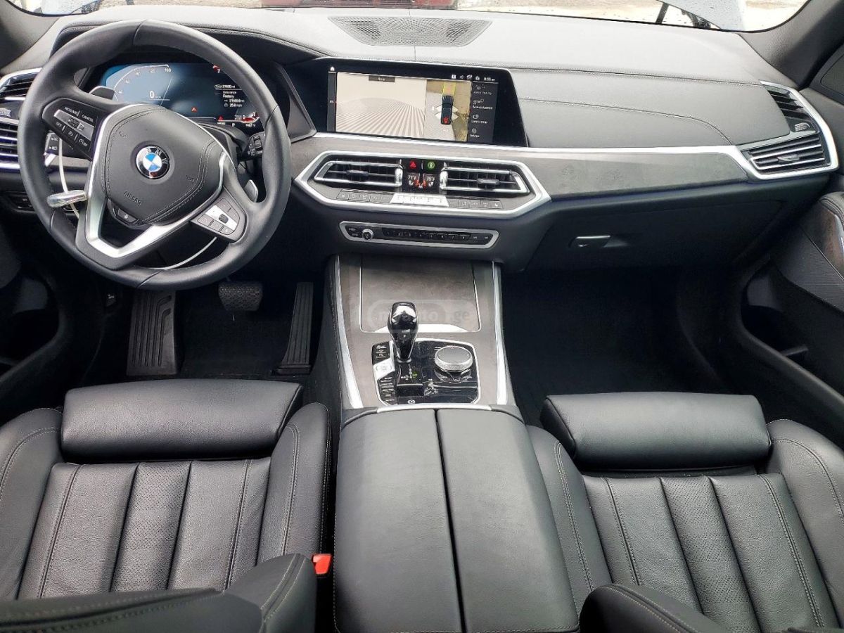 BMW X5 - фото 8