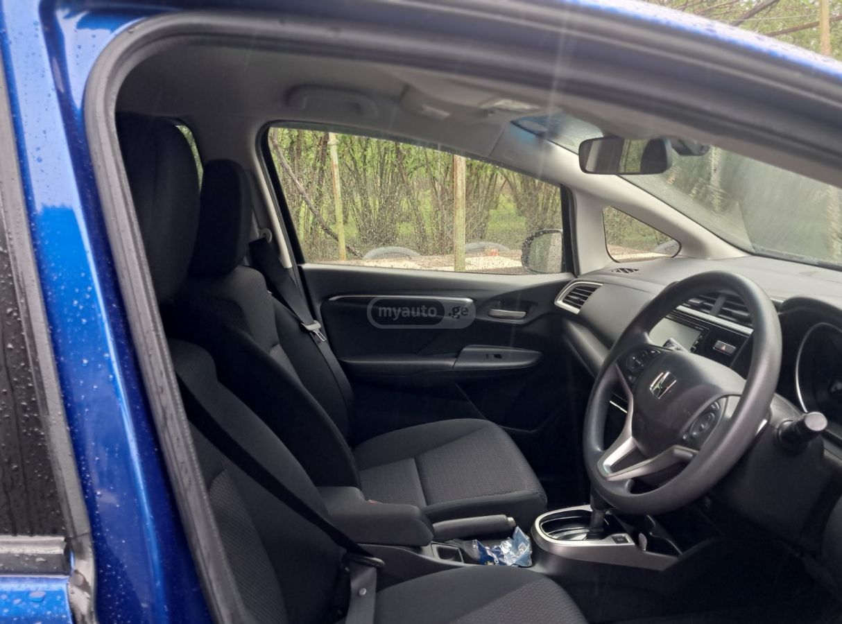 Honda FIT - фото 12