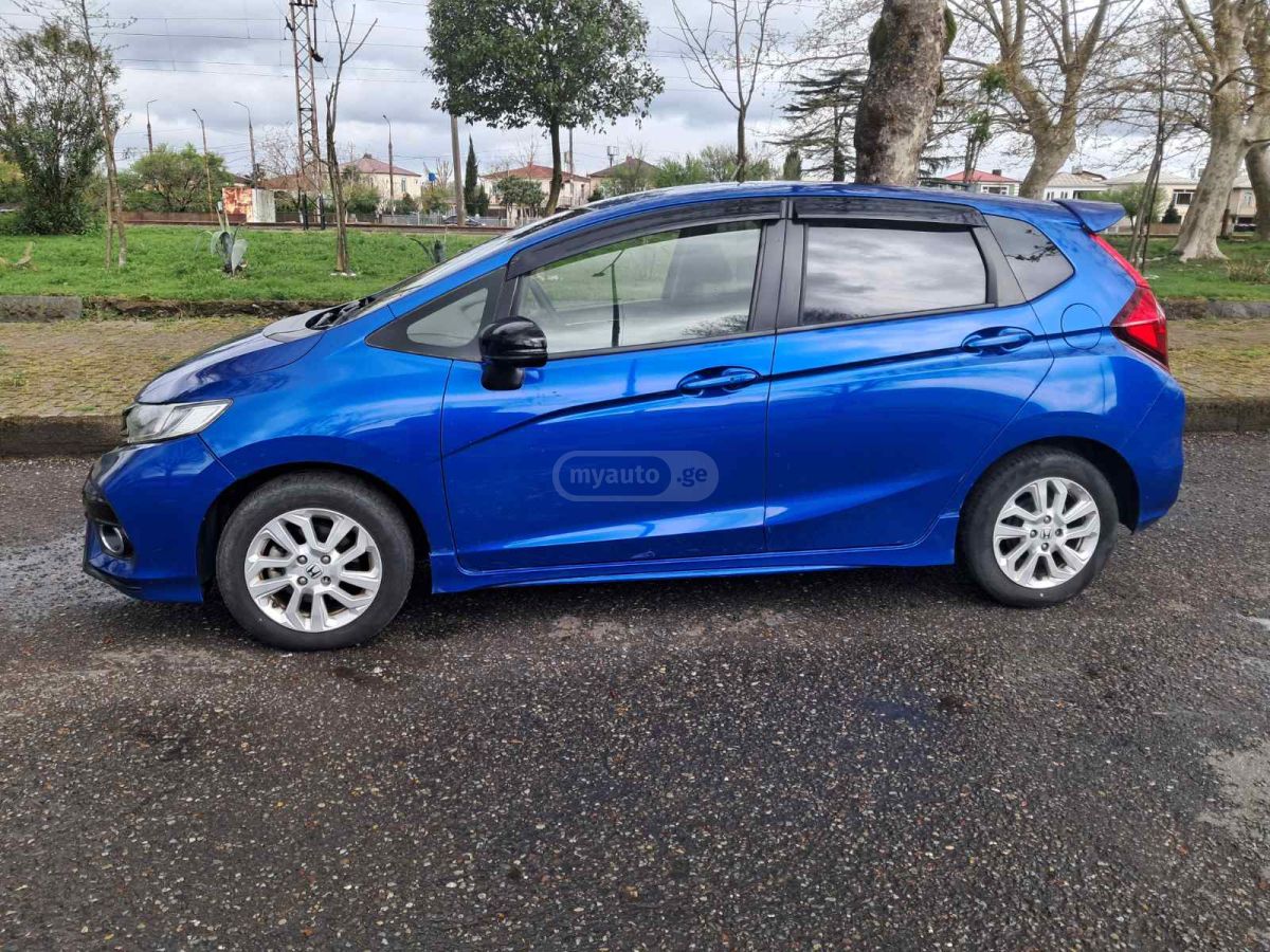 Honda FIT - фото 3