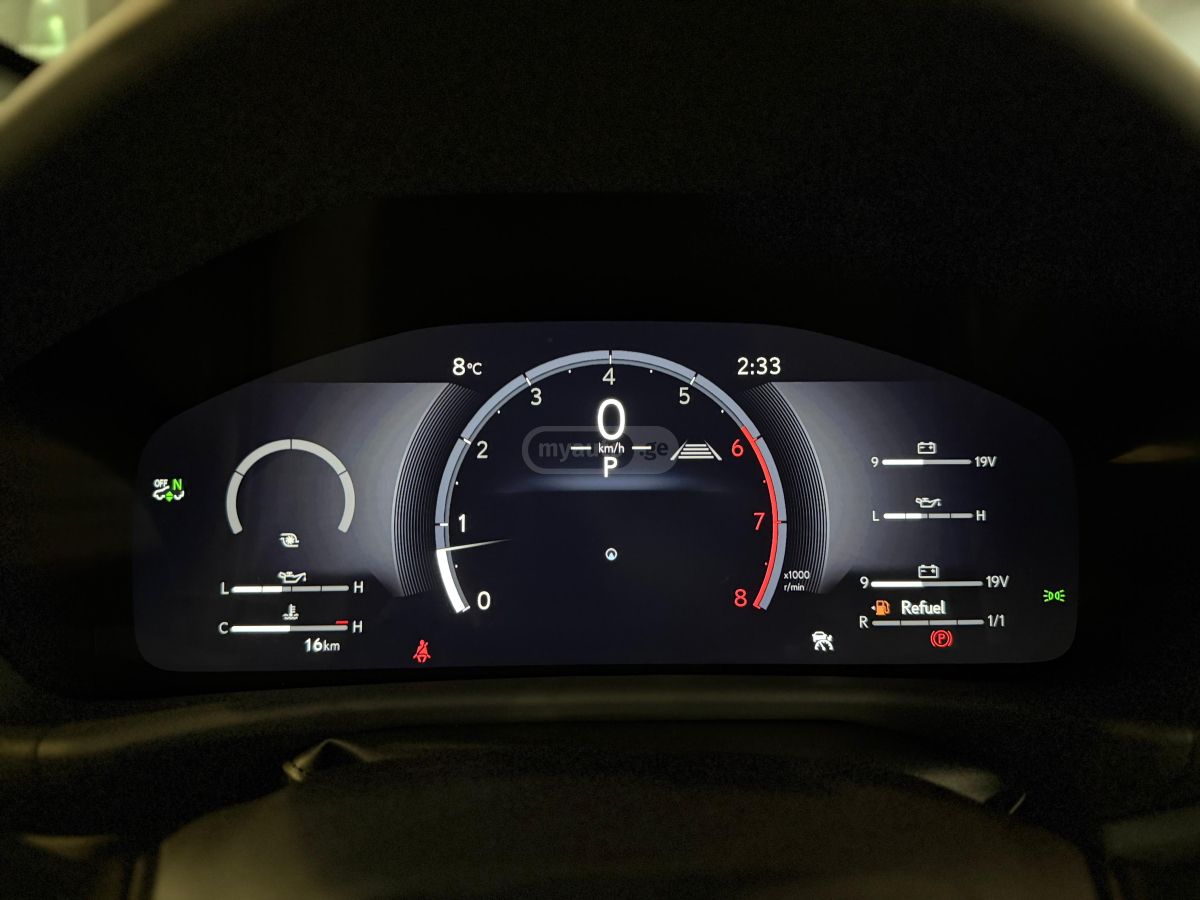 Lexus LX 500 - фото 12