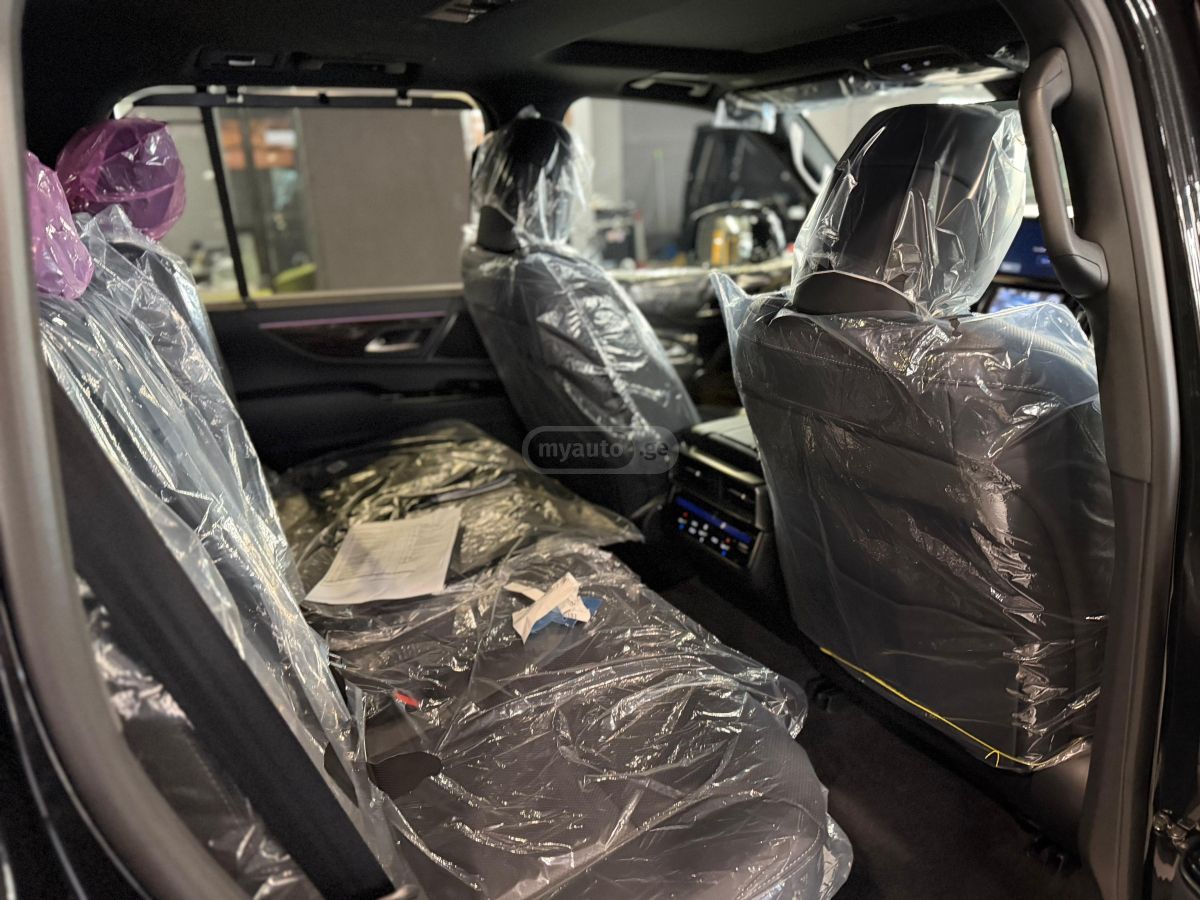 Lexus LX 500 - фото 2