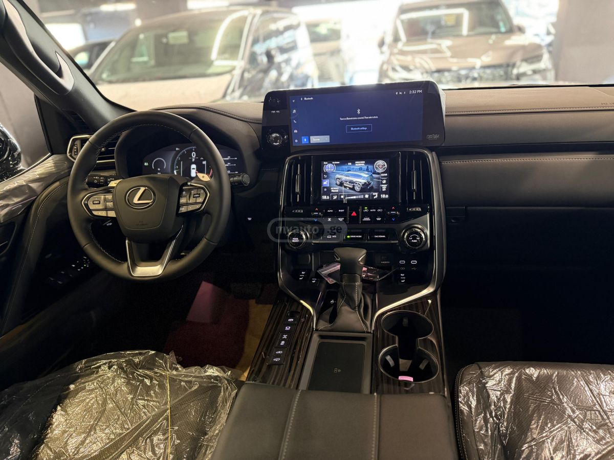 Lexus LX 500 - фото 6