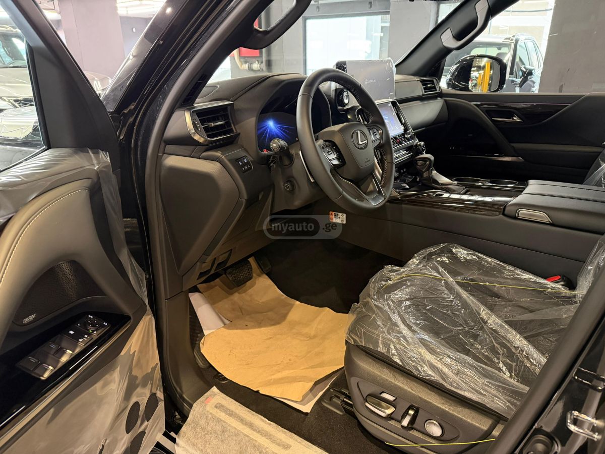 Lexus LX 500 - фото 9