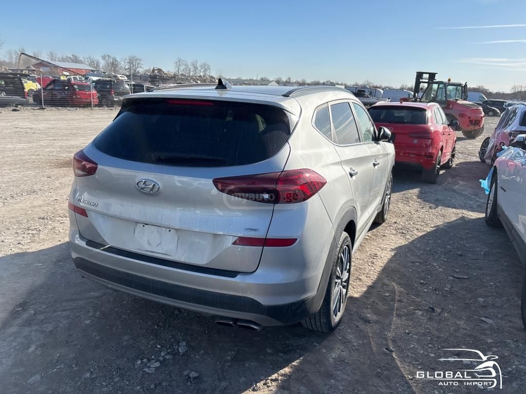 Hyundai Tucson - фото 2