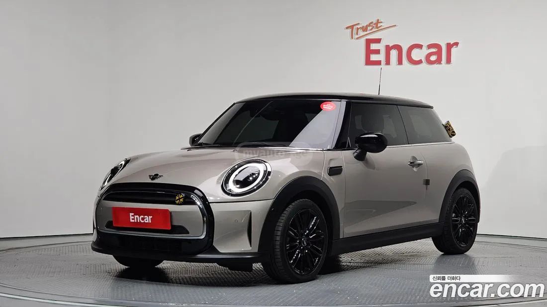 MINI Cooper 2024 — миниатюра 1