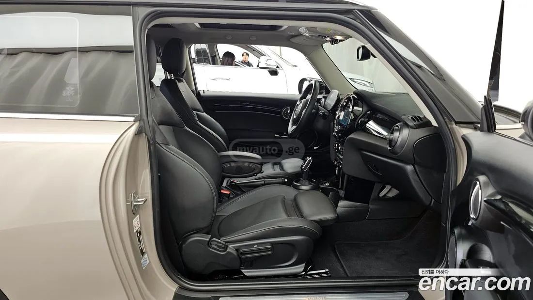 MINI Cooper 2024 — миниатюра 11