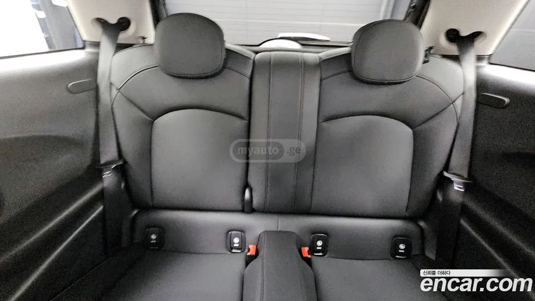 MINI Cooper 2024 — миниатюра 12