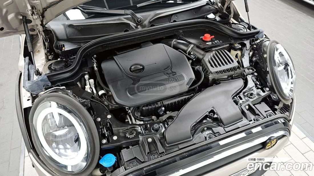 MINI Cooper 2024 — миниатюра 6