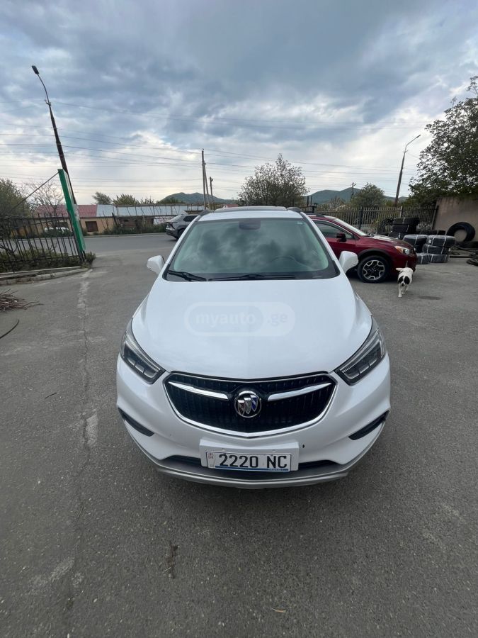 Buick Encore - фото 1