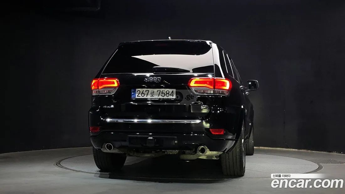 Jeep Grand Cherokee - фото 4