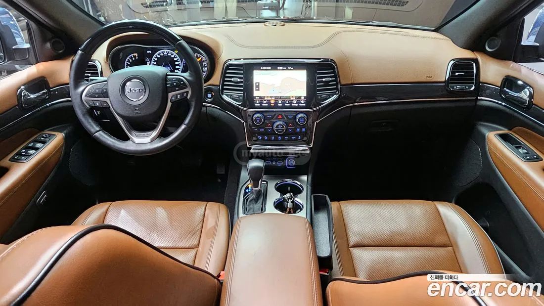 Jeep Grand Cherokee - фото 7