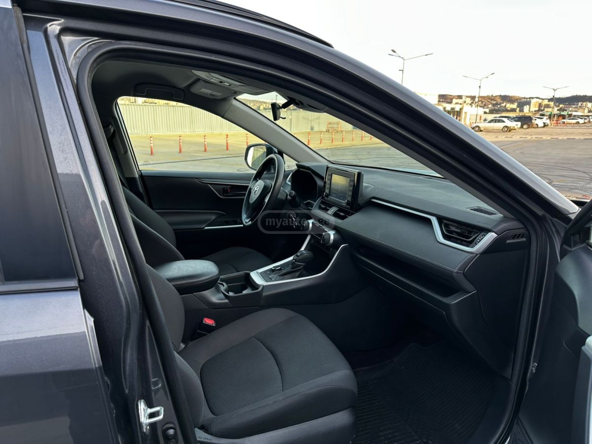 Toyota RAV 4 - фото 11