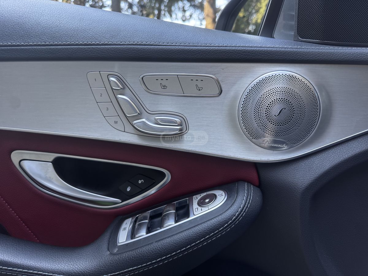 Mercedes-Benz C 300 - фото 2