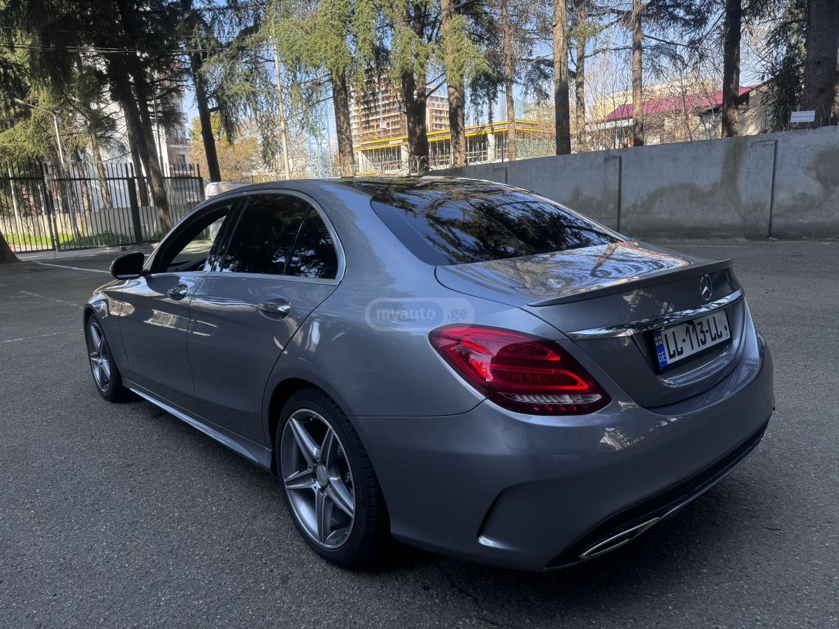 Mercedes-Benz C 300 - фото 3