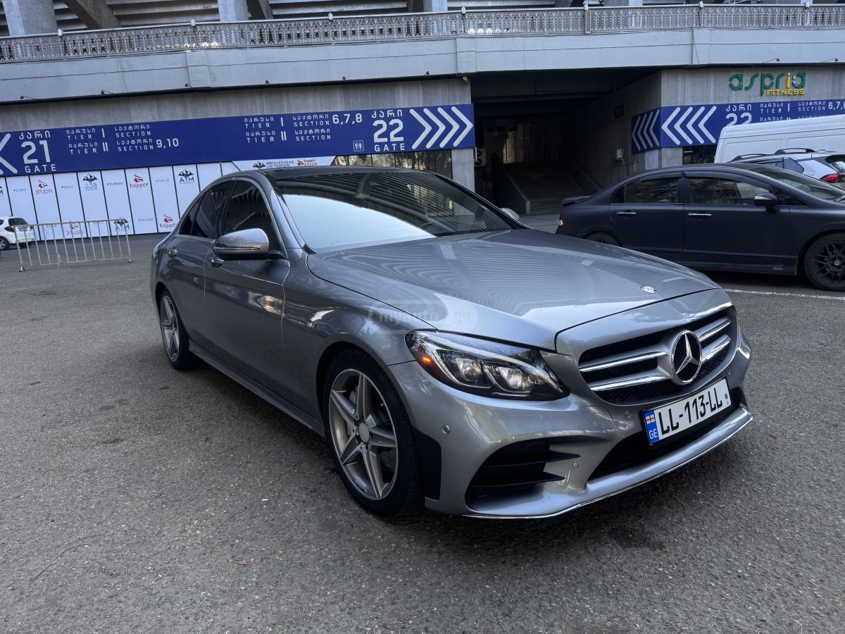 Mercedes-Benz C 300 - фото 7