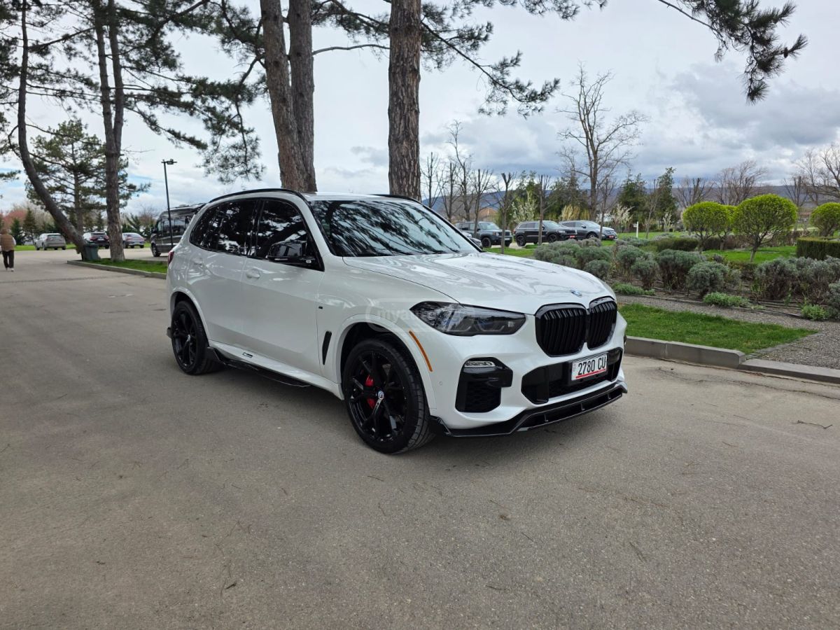 BMW X5 - фото 7