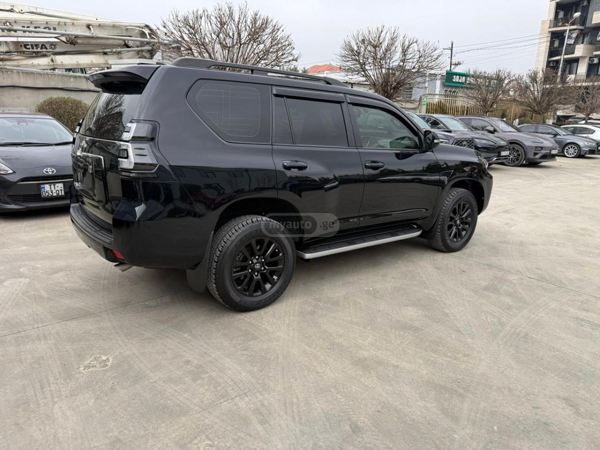 Toyota Land Cruiser Prado - фото 3