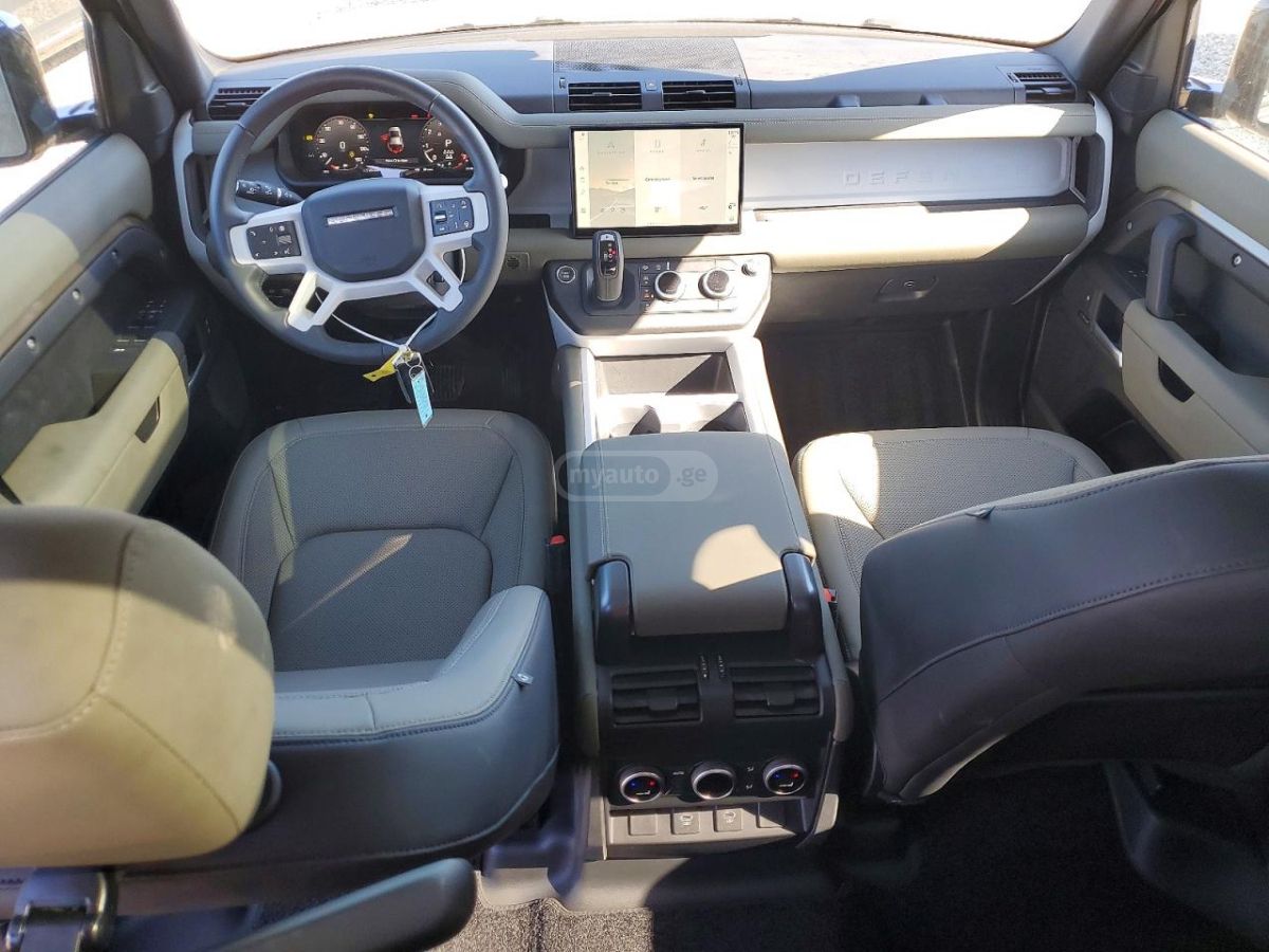 Land Rover Defender 110 2025 — миниатюра 8