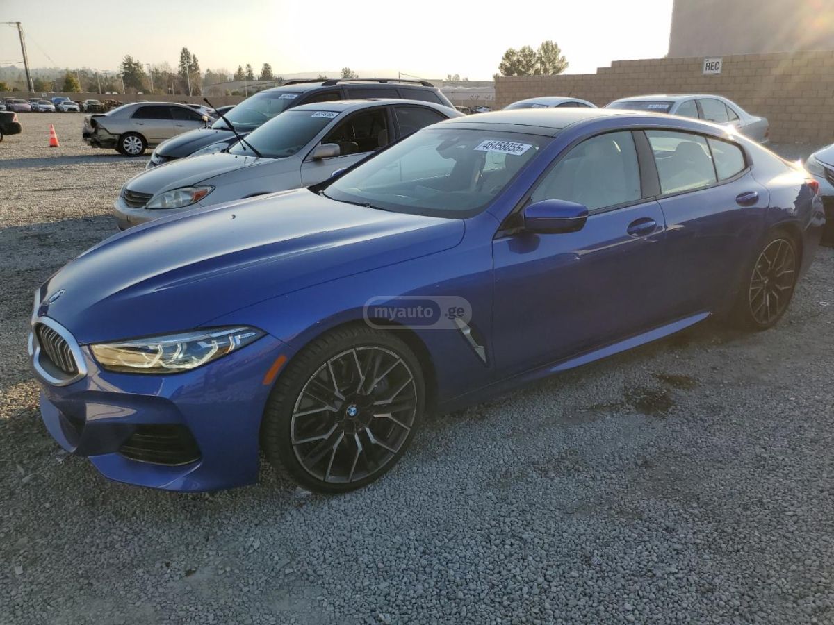 BMW i 4dr Rear-Wheel Drive Sedan A — миниатюра 1