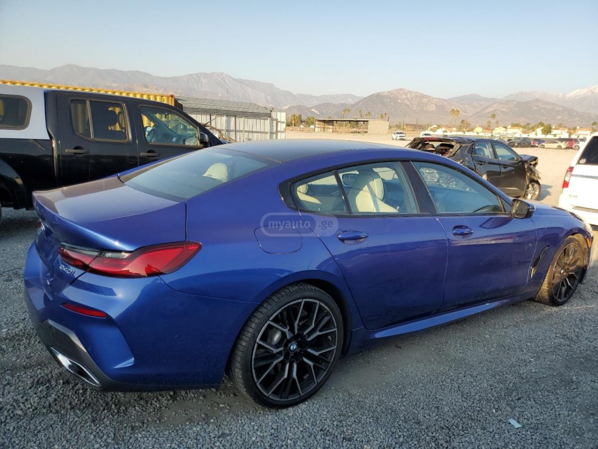 BMW i 4dr Rear-Wheel Drive Sedan A — миниатюра 3