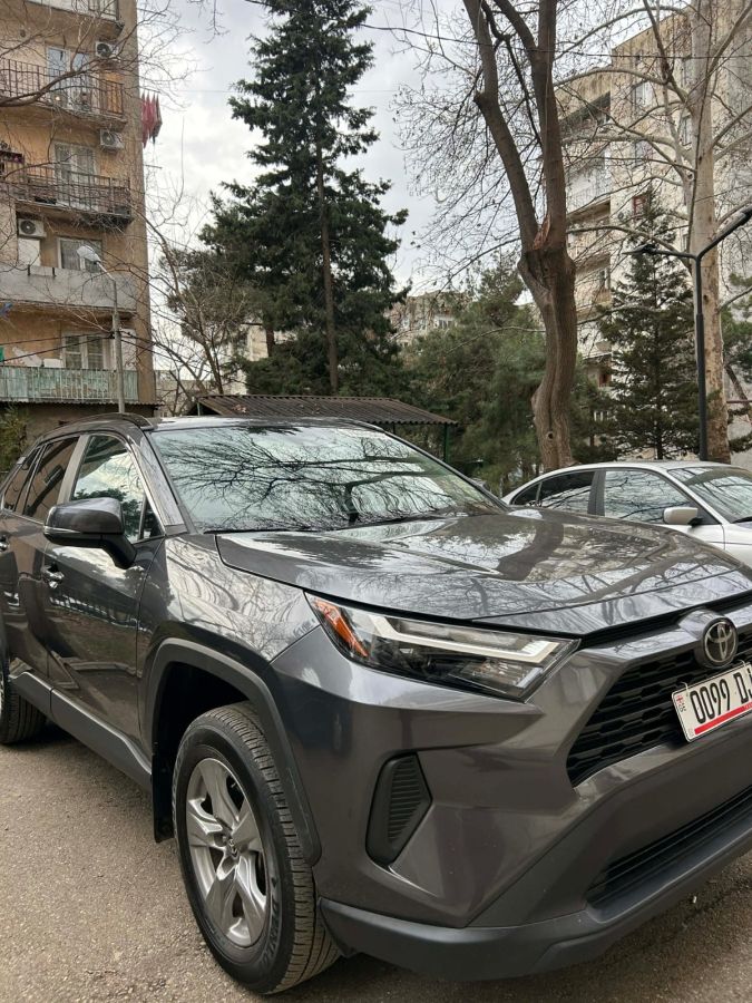 Toyota XLE 4dr All Wheel Drive Automa — миниатюра 4