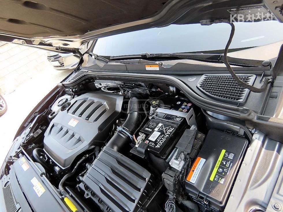 Volkswagen Golf 8 gti 2.0 2024 — миниатюра 14