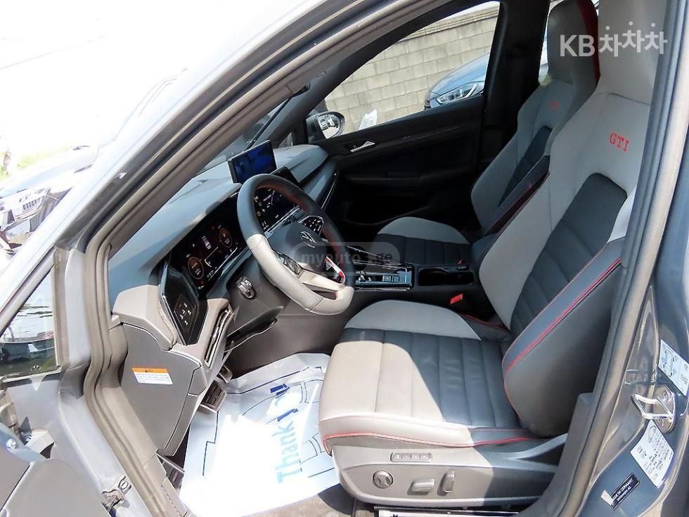 Volkswagen Golf 8 gti 2.0 2024 — миниатюра 4