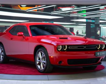 Dodge Challenger 