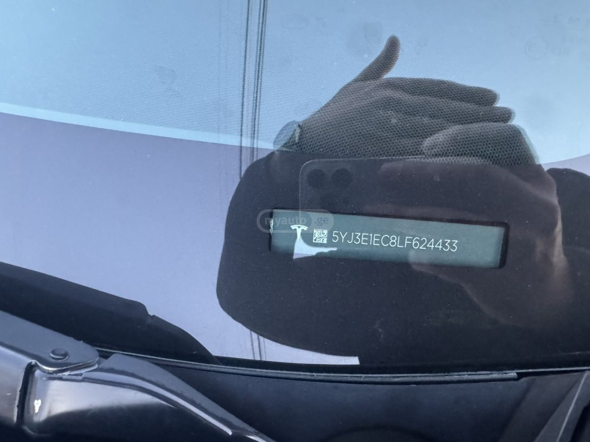 Tesla Model 3 - фото 13