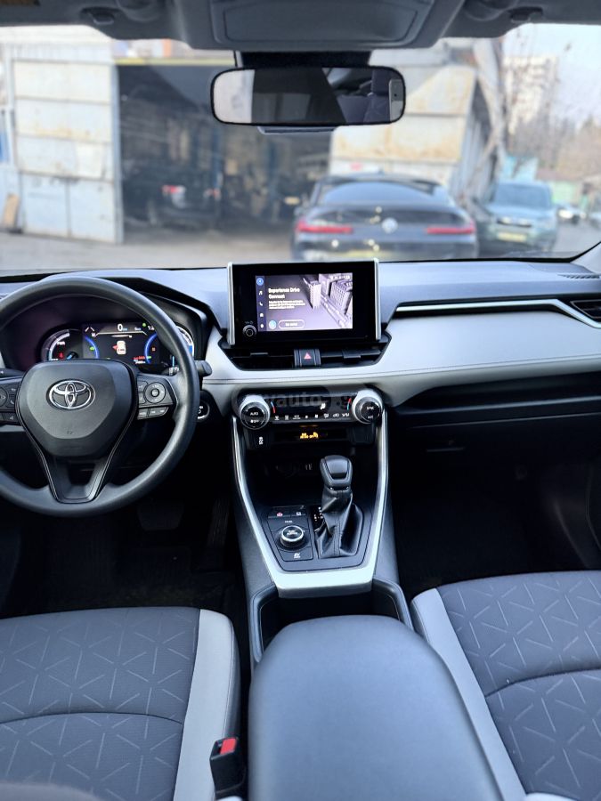 Toyota Rav 4 - фото 11