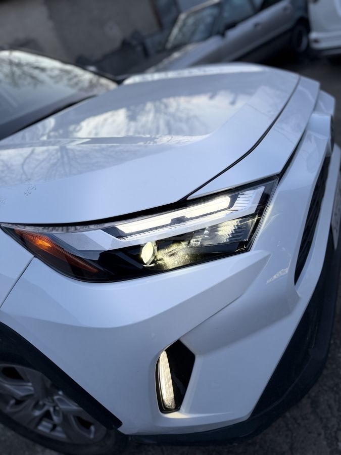 Toyota Rav 4 - фото 6